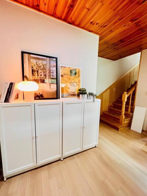 Villa Large House Subway 5 Minute *