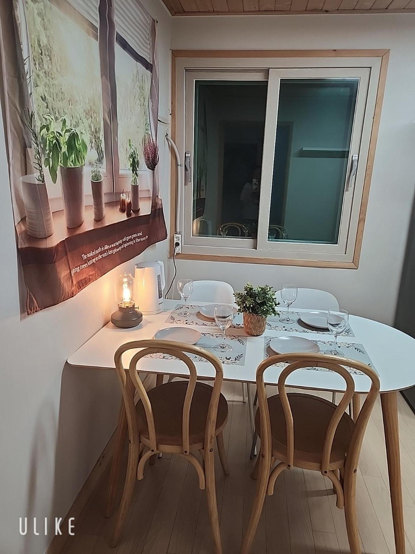 Villa Large House Subway 5 Minute